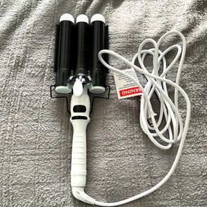 Bondi Boost 3-Barrel Hair Waver - 32mm size (large)